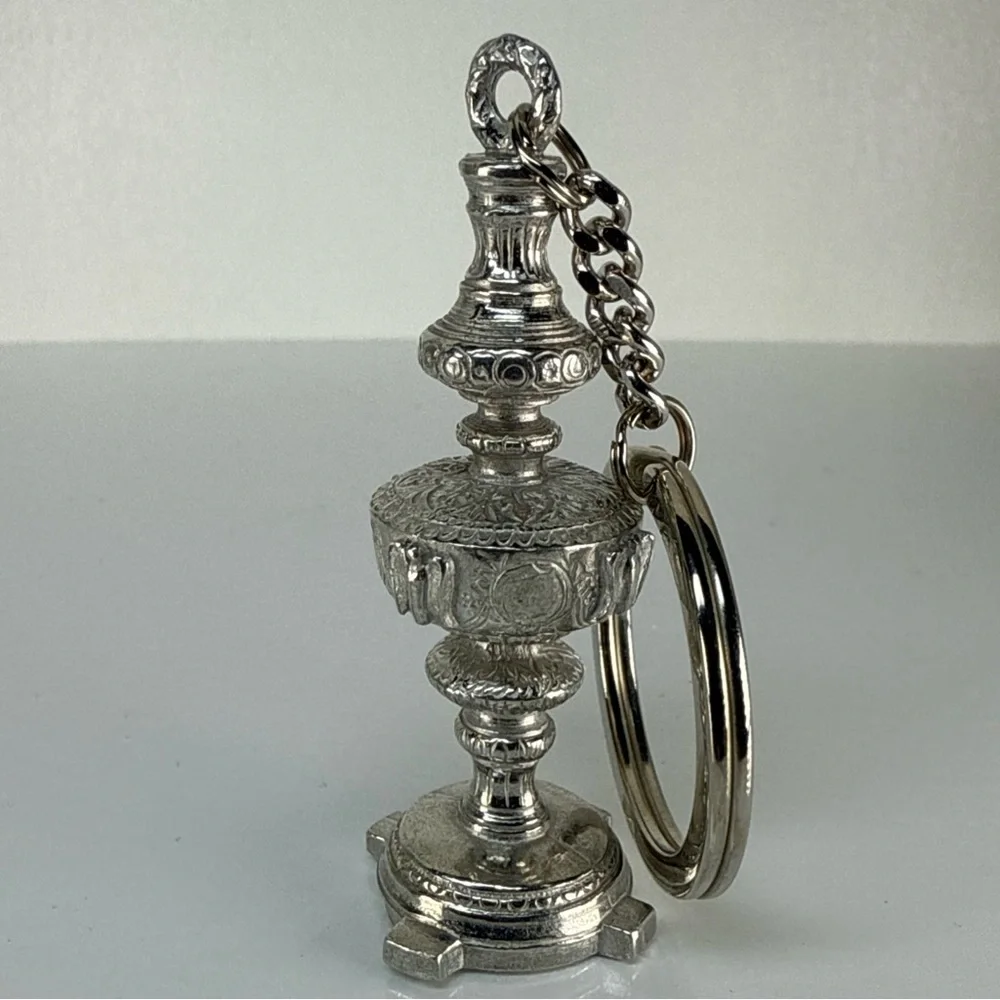 Kirk Stieff pewter keychain Elegant Silver Key Holder